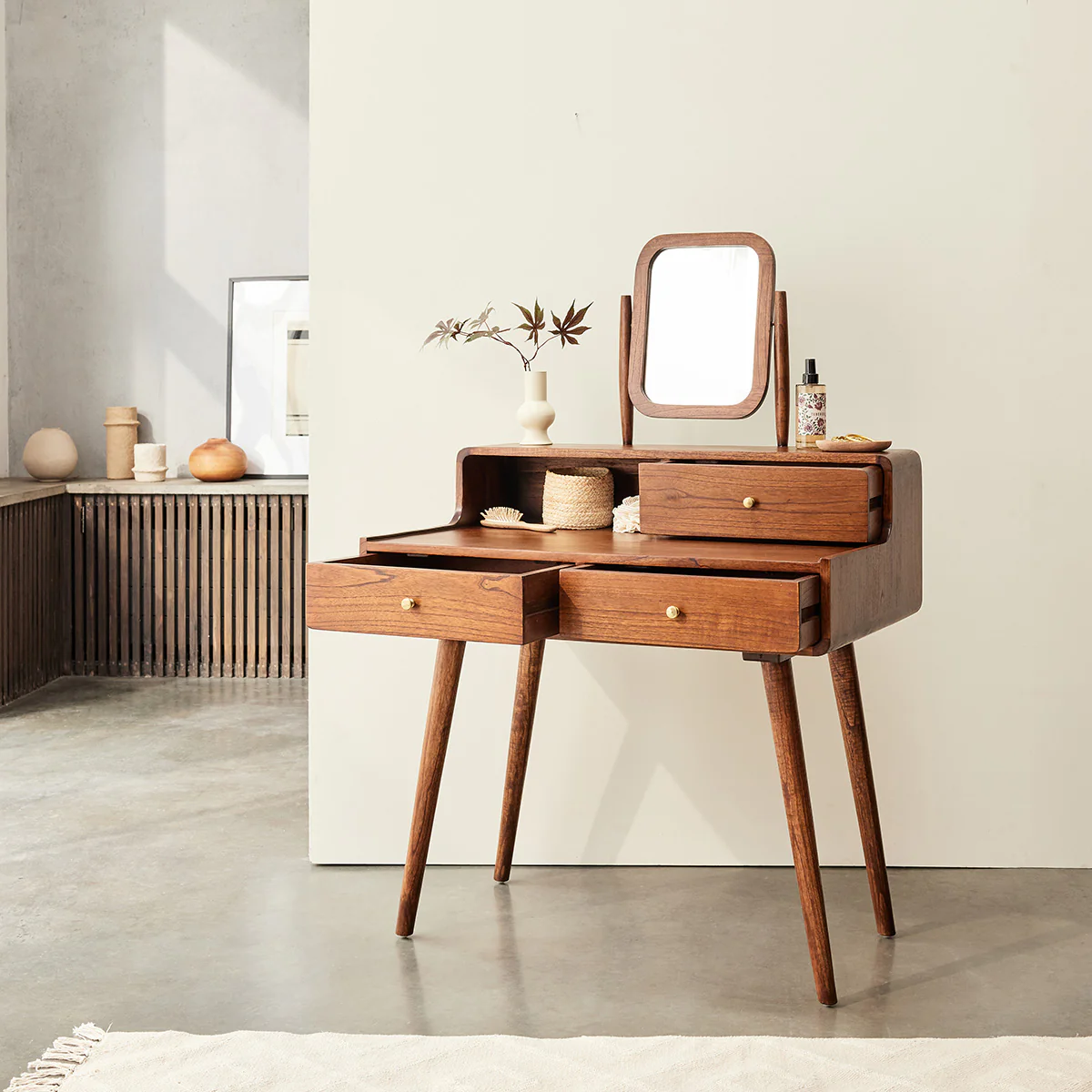 Bureau en mindi massif finition noyer 90 cm - Image 4