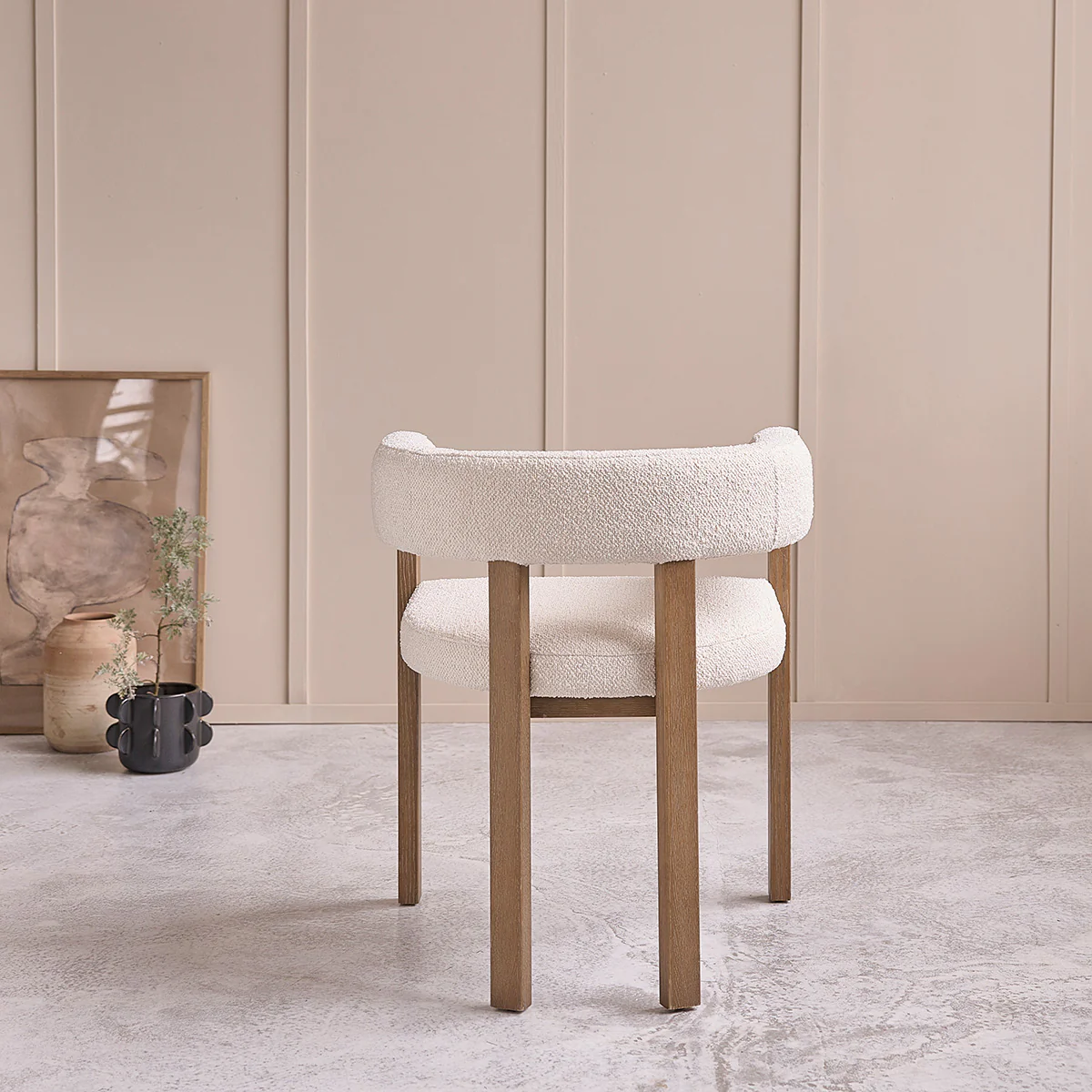 Chaise en chĂȘne et tissu bouclette Ă©crue - Image 4