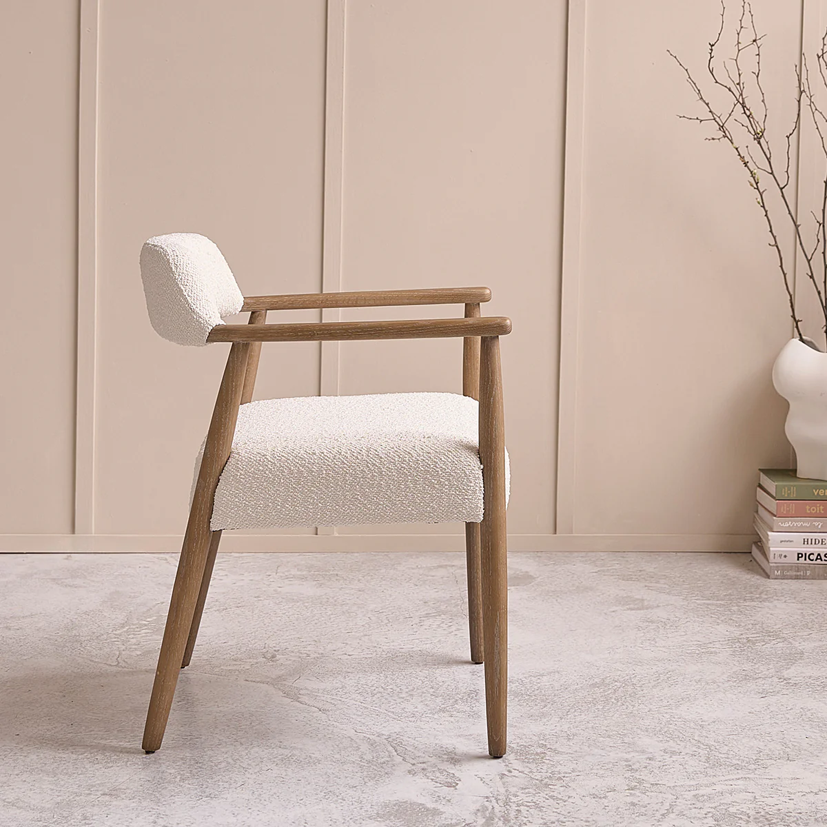 Chaise en chêne massif et tissu bouclette écrue - Image 3