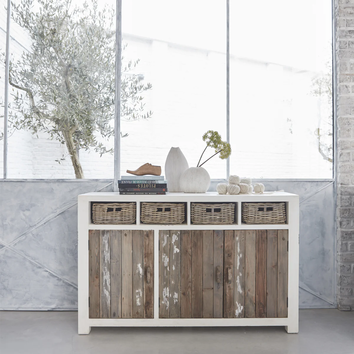 Commode en pin recyclé massif 145 cm