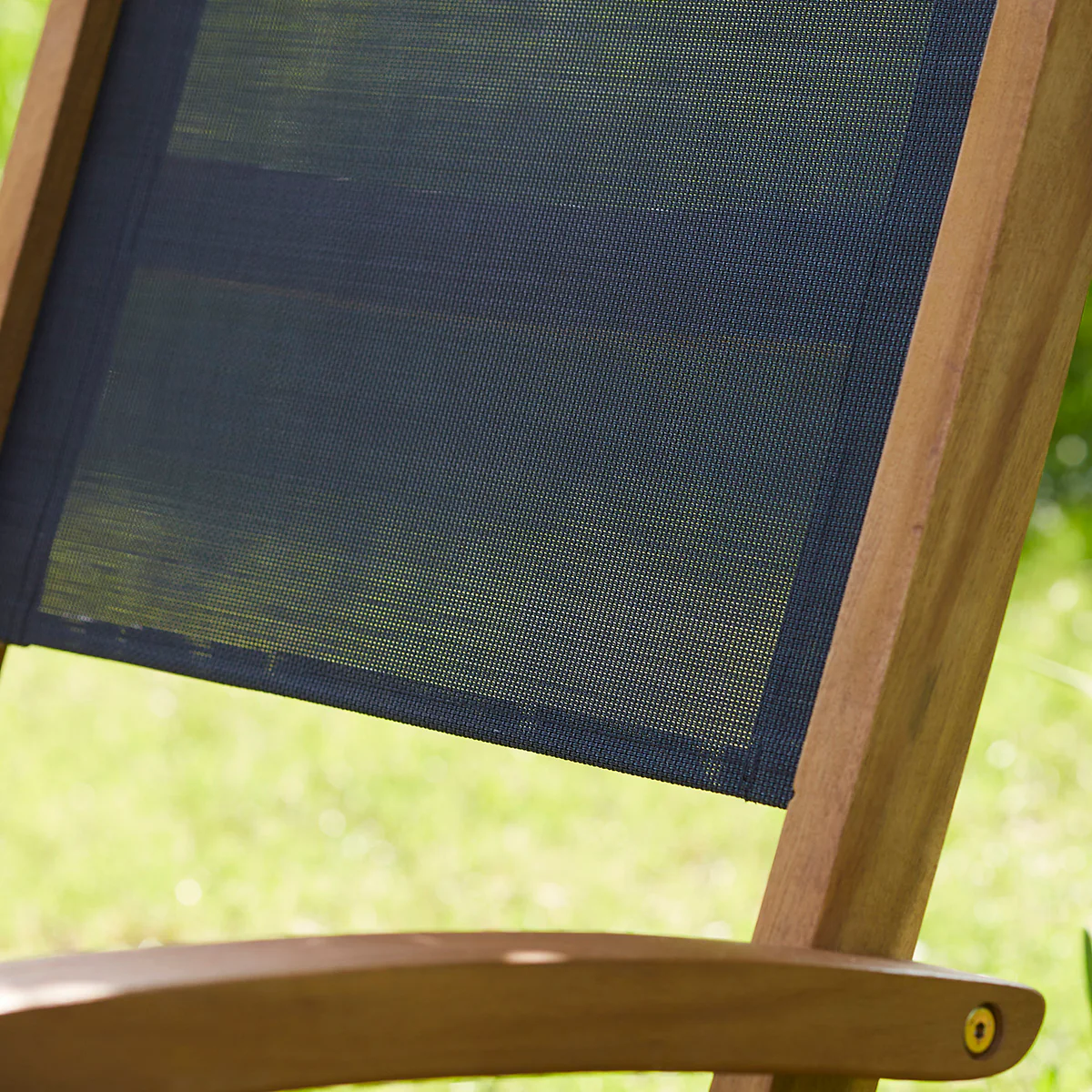 Fauteuil de jardin en acacia massif et textilène noir - Image 5
