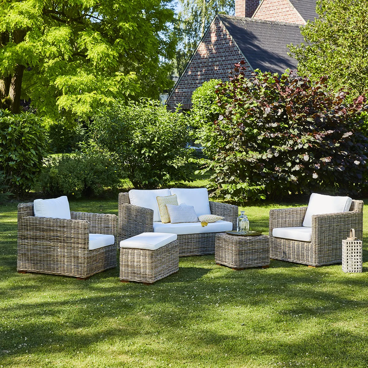Fauteuil de jardin en kubu naturel avec pouf - Image 6