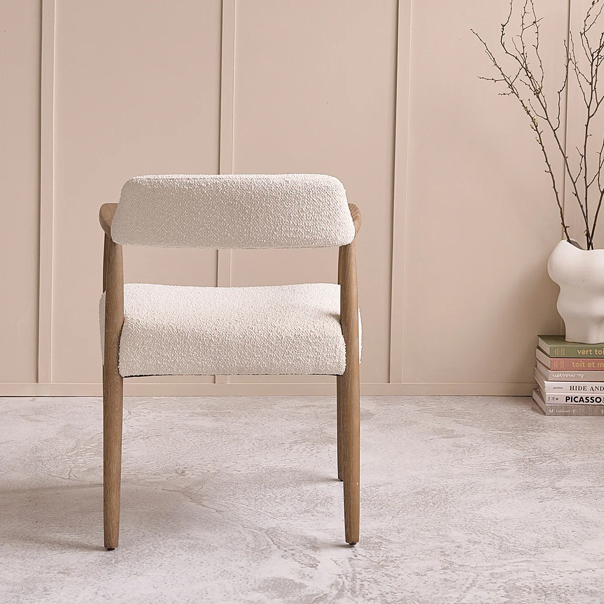 Lot de 2 chaises en chĂȘne massif et tissu bouclette - Image 5