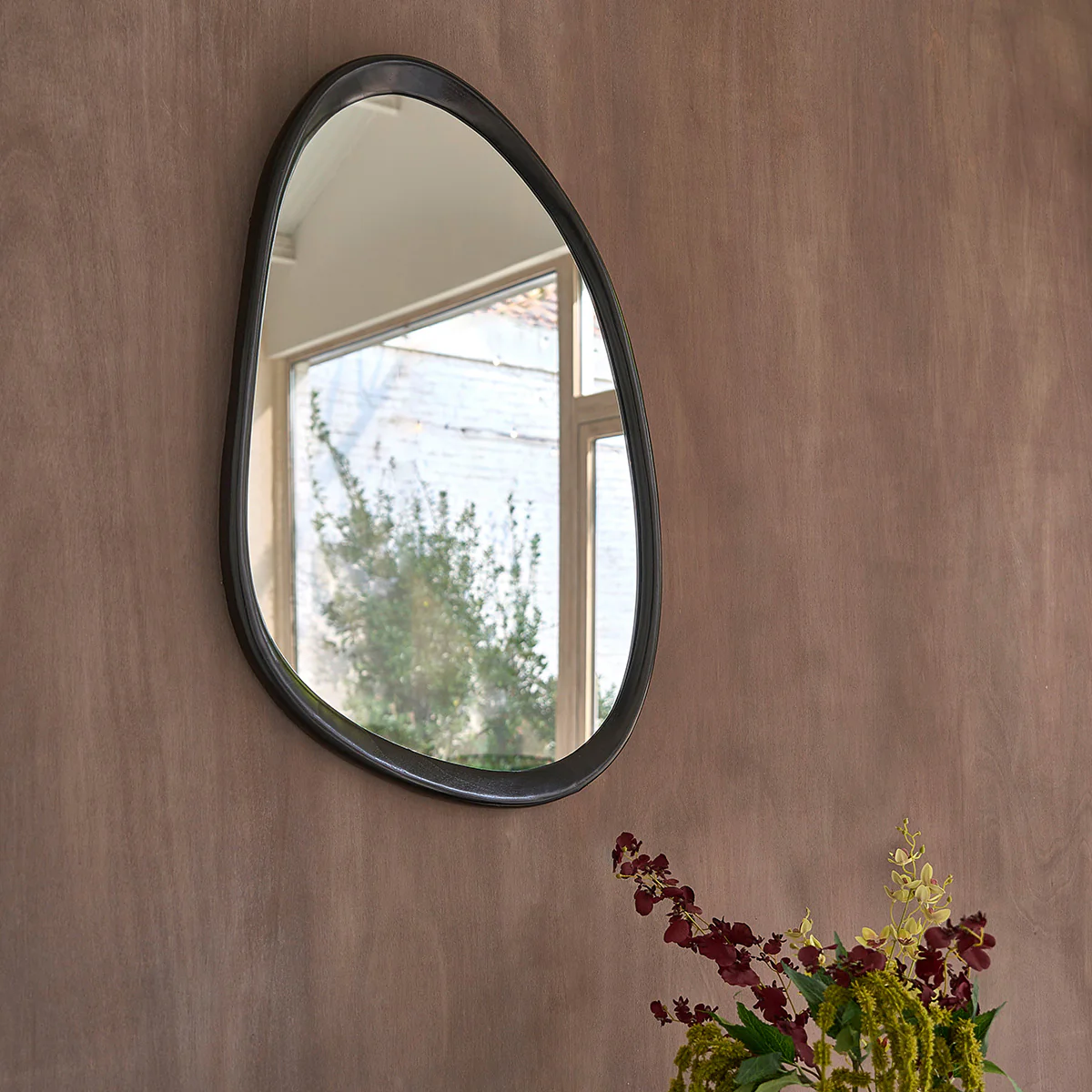 Miroir organique en bois de mindi noir 90x60 cm