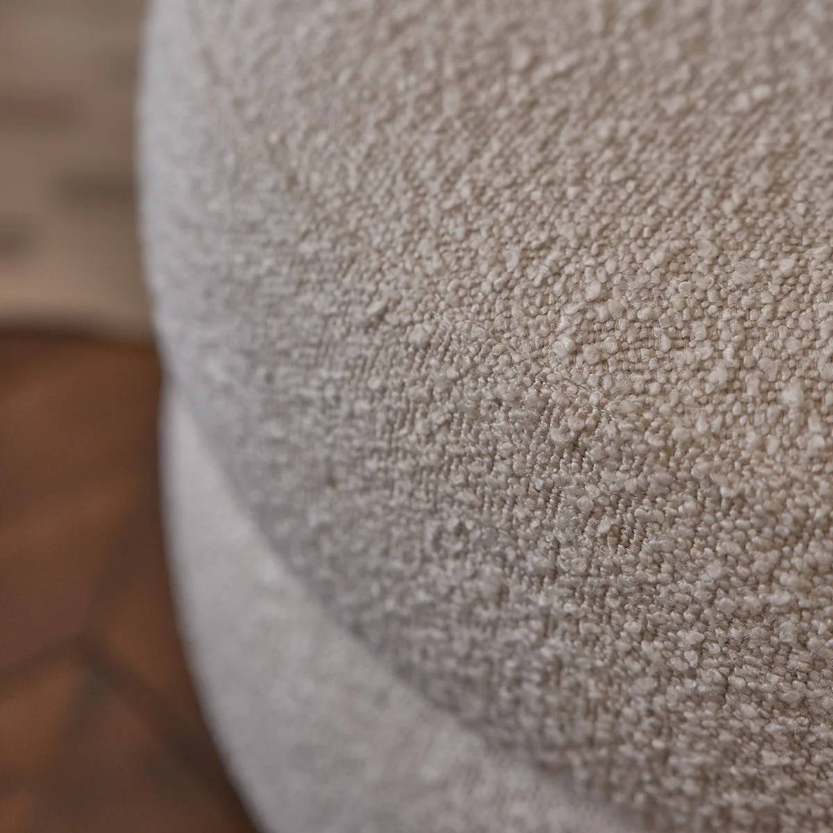 Pouf en mindi massif et tissu bouclette blanc Ă55 cm - Image 4