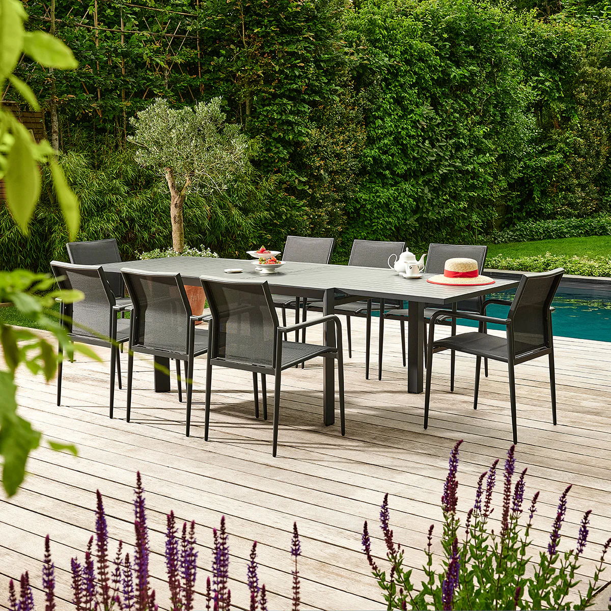 Salon de jardin en aluminium et textilène extensible gris 6/10 pers.
