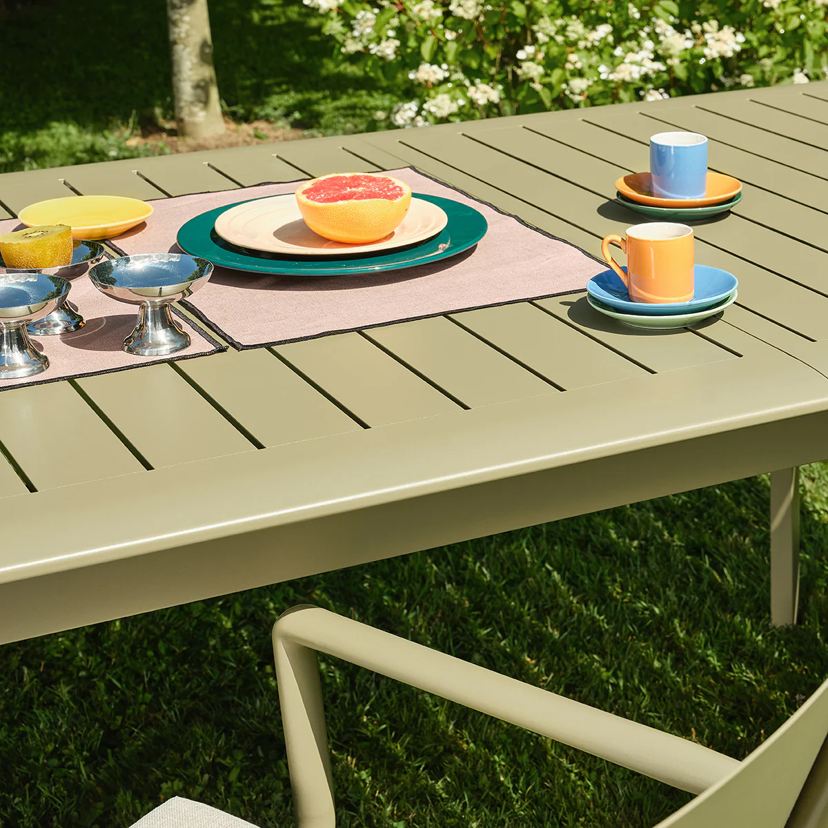 Salon de jardin en aluminium extensible kaki clair 6/10 pers. - Image 8