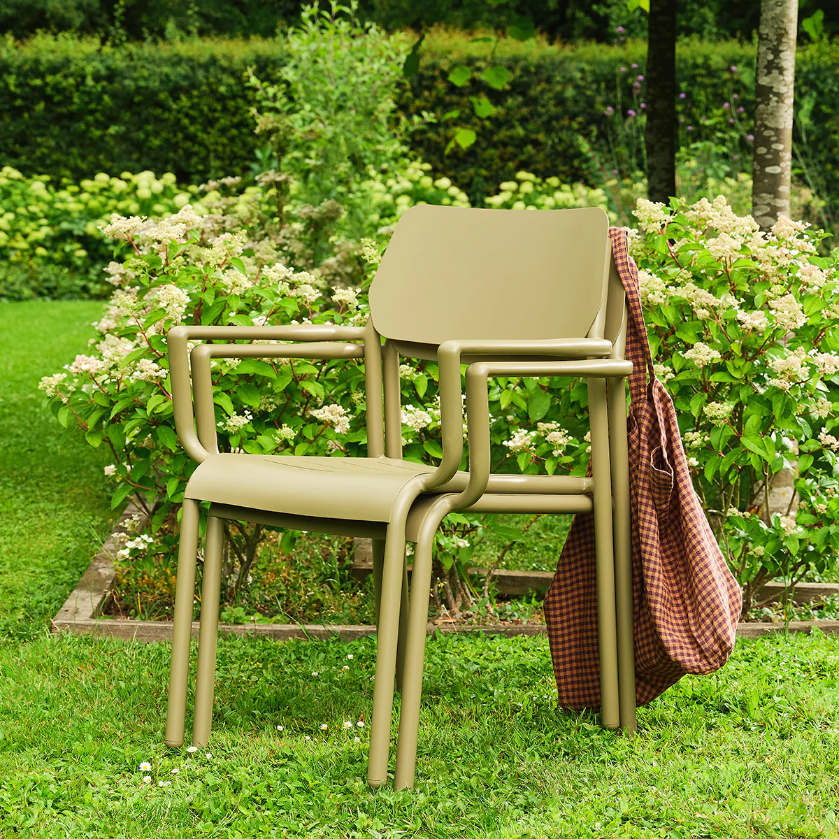 Salon de jardin en aluminium extensible kaki clair 6/10 pers. - Image 9