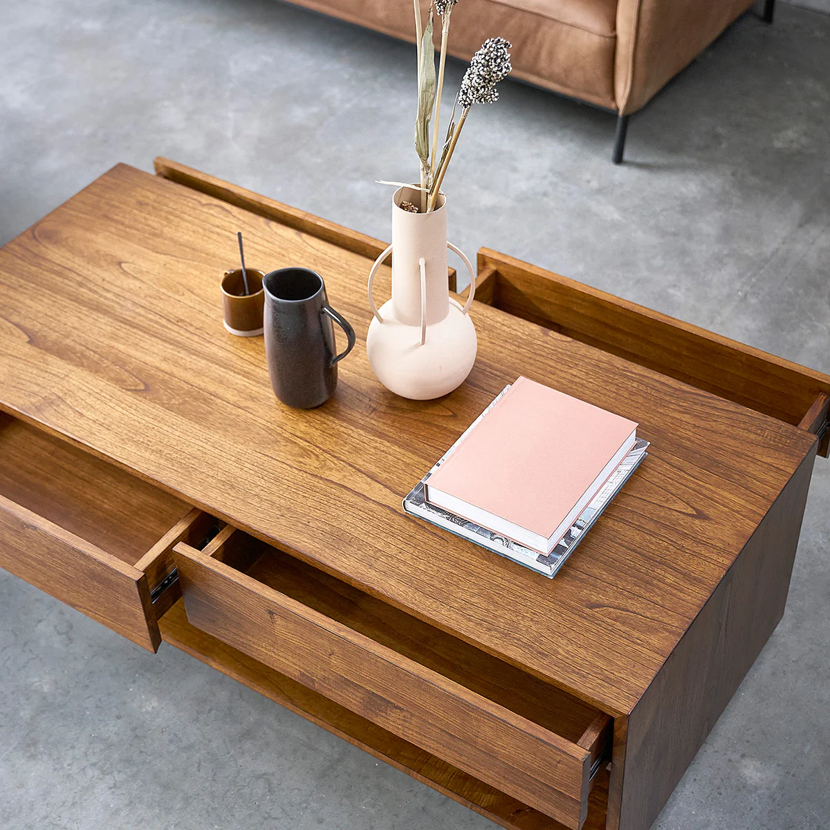 Table basse en mindi massif finition noyer 140 cm - Image 3