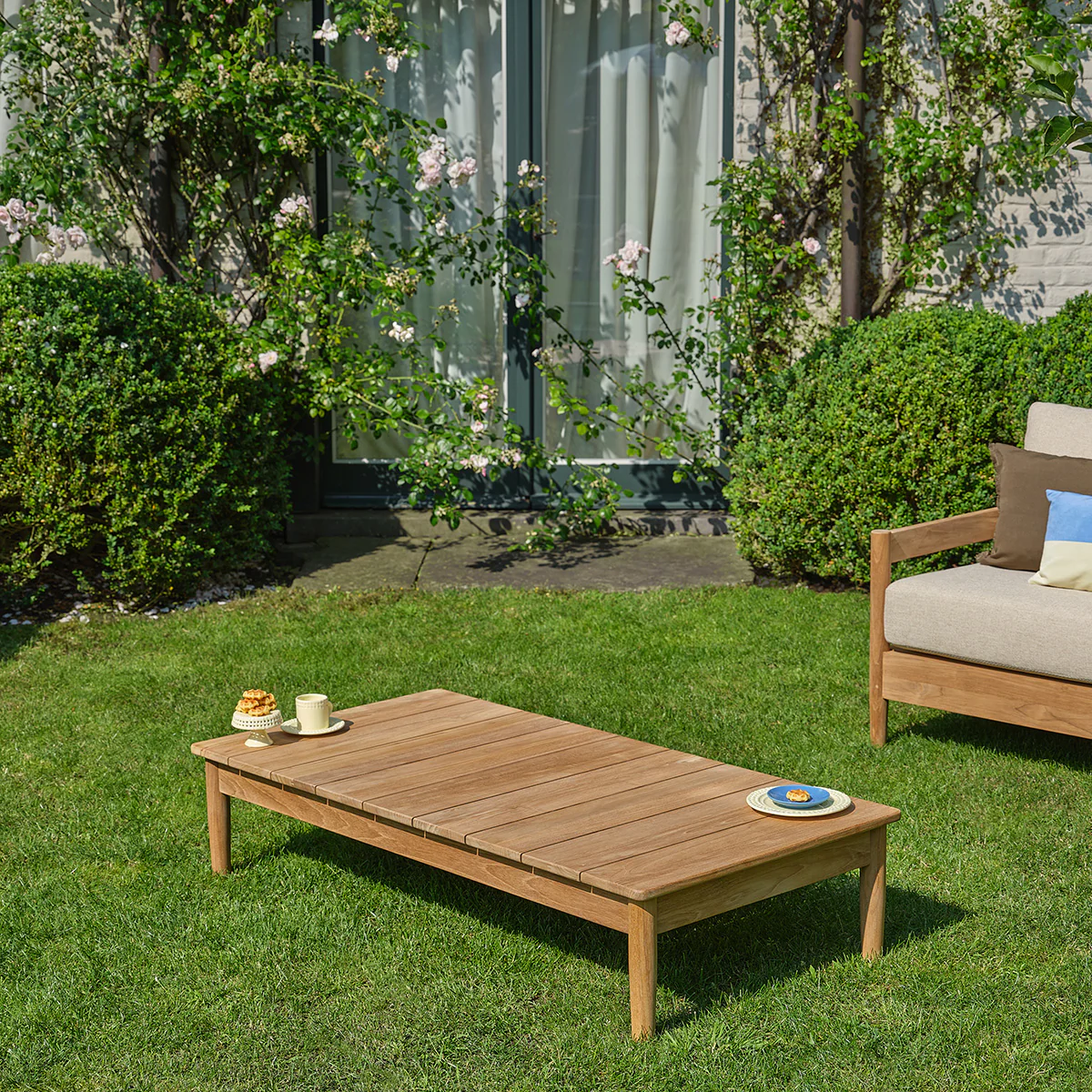 Table basse de jardin en teck massif 140 cm - Image 3