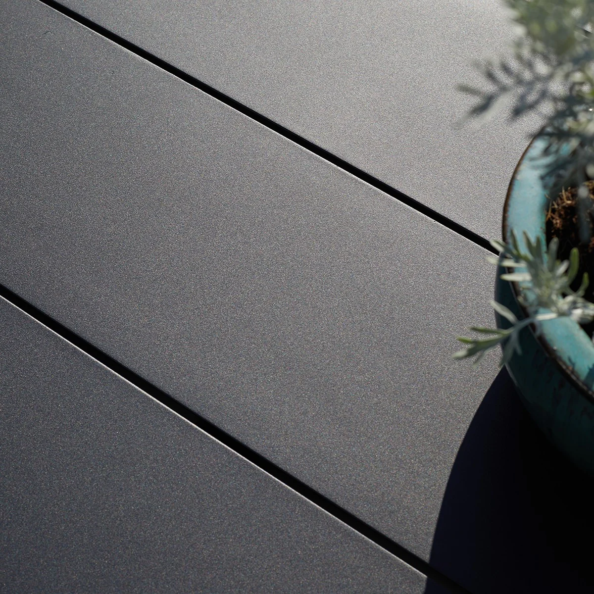 Table de jardin en aluminium noir 6 pers. - Image 5