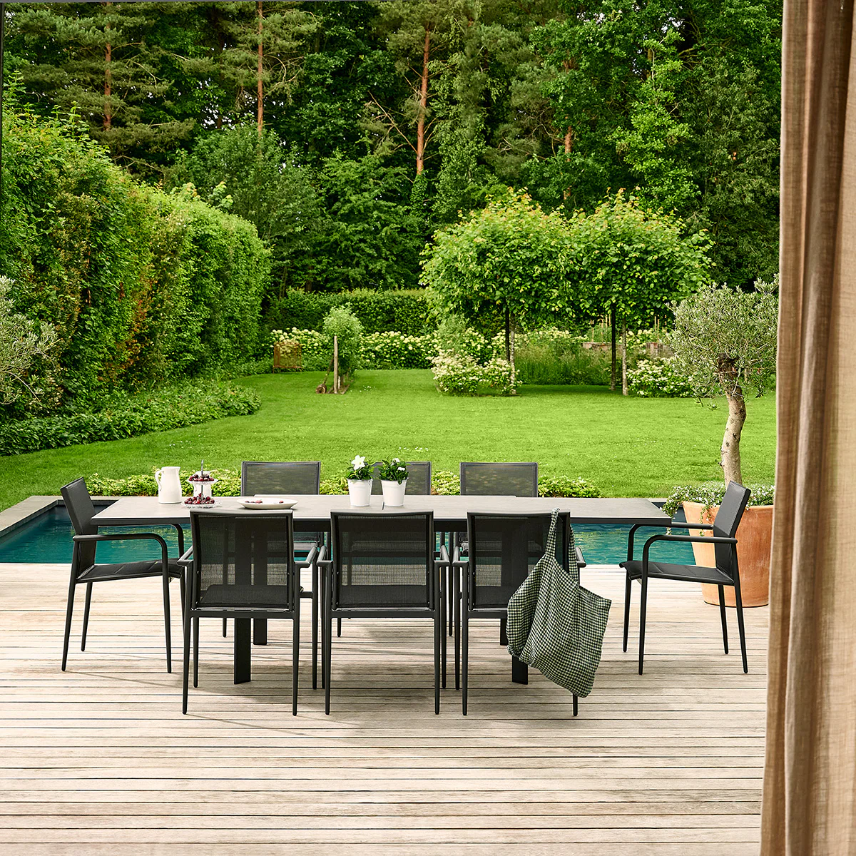 Table de jardin en aluminium et verre extensible gris 6/10 pers.