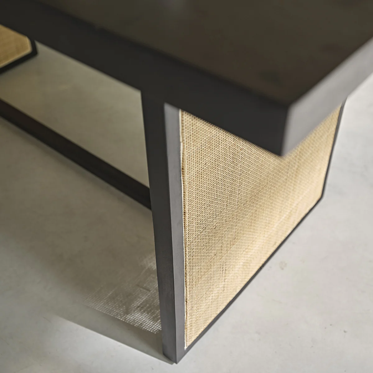 Table en manguier massif et cannage 6 pers. - Image 5