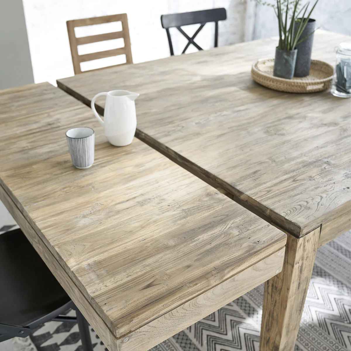 Table en teck massif recyclé extensible 12 pers. - Image 5