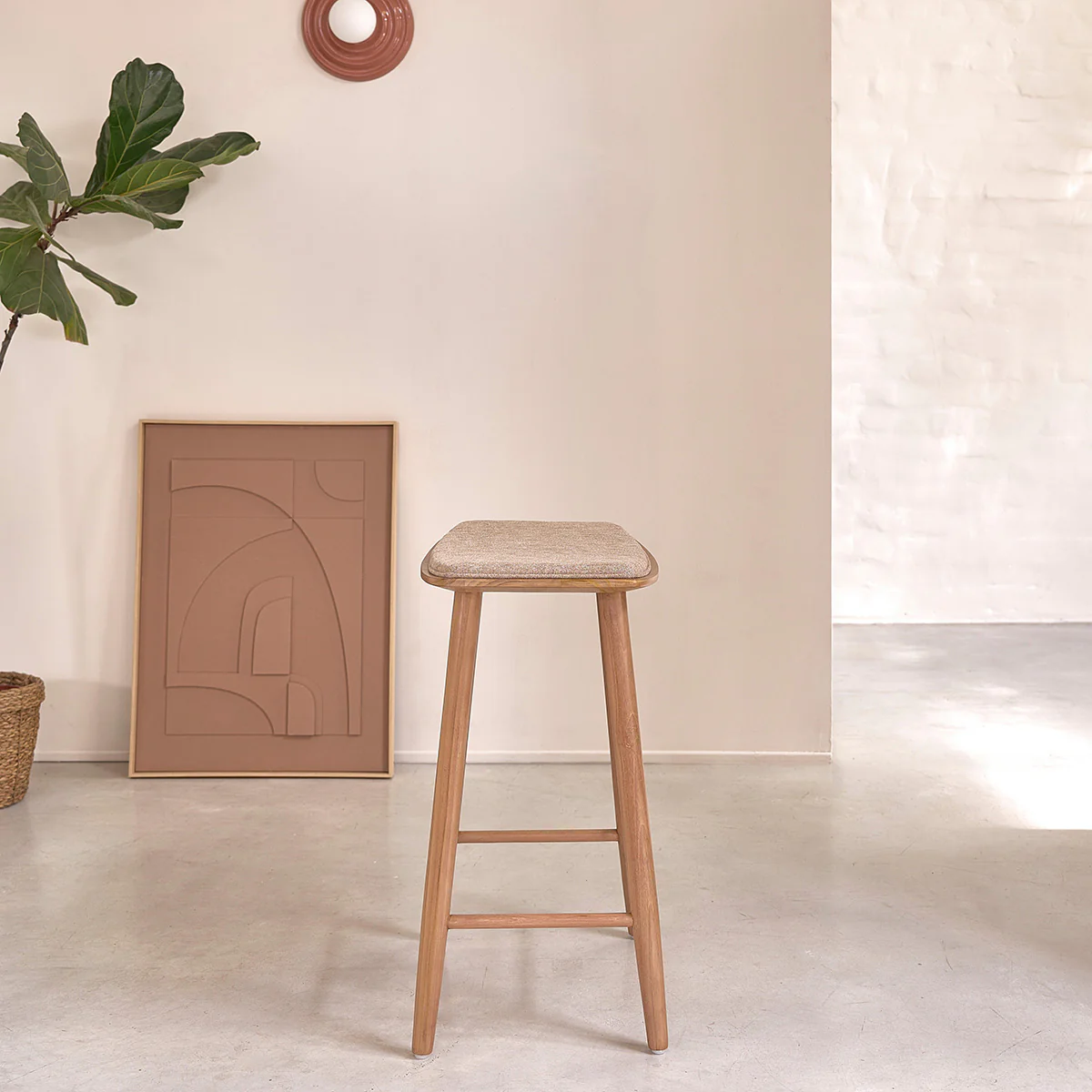 Tabouret de bar en teck massif et velours grĂšge 65 cm - Image 3